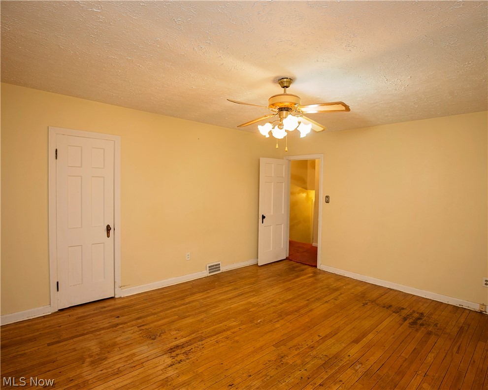 3614 Bainbridge Road Cleveland, OH 44118 - Photo 28 of 35 Gallery Image 28