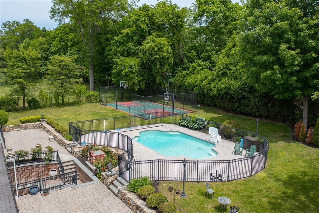 60 Whittier Road Milton, MA 02186 - Photo 33 of 39