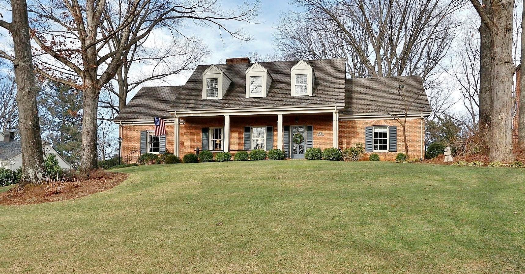 3719 Forest Road Roanoke, VA 24015 - Photo 1 of 112 _mg_9668