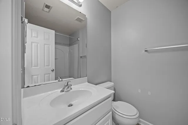 $190,000 | 3475 Forestdale Drive, Unit 2A, Burlington, NC 27215