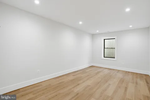 $2,447,000 | 7603 Burnside Court, Falls Church, VA 22043