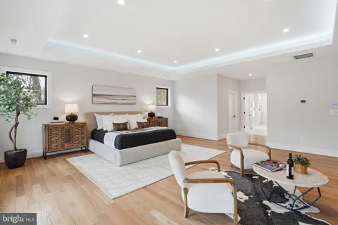 $2,447,000 | 7603 Burnside Court, Falls Church, VA 22043