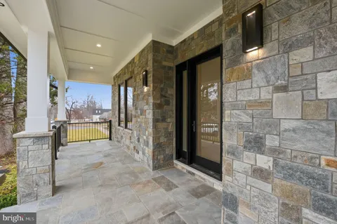 $2,447,000 | 7603 Burnside Court, Falls Church, VA 22043