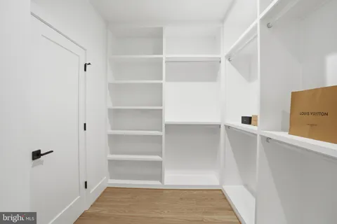 $2,447,000 | 7603 Burnside Court, Falls Church, VA 22043