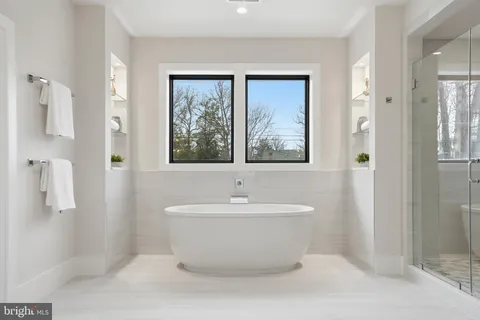 $2,447,000 | 7603 Burnside Court, Falls Church, VA 22043