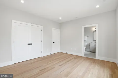 $2,447,000 | 7603 Burnside Court, Falls Church, VA 22043