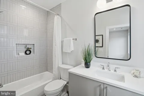 $2,447,000 | 7603 Burnside Court, Falls Church, VA 22043