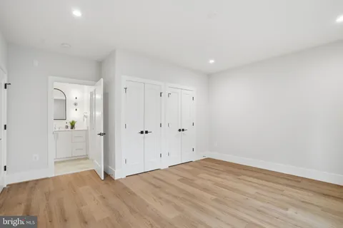 $2,447,000 | 7603 Burnside Court, Falls Church, VA 22043