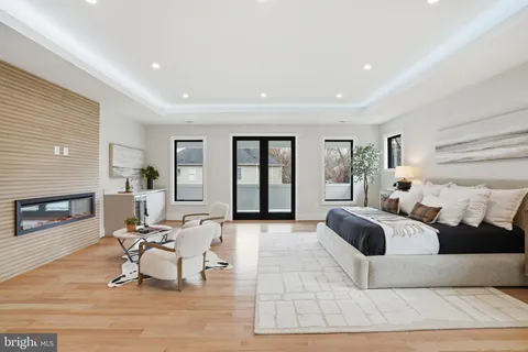 $2,447,000 | 7603 Burnside Court, Falls Church, VA 22043