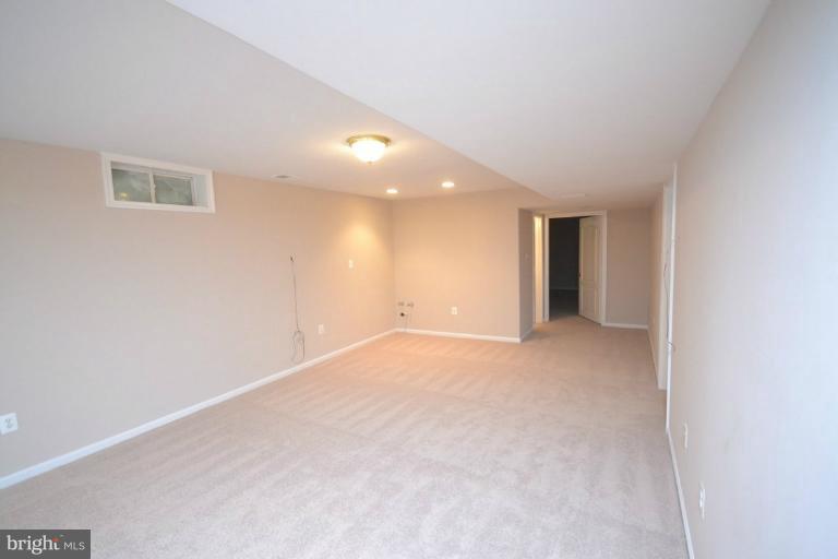 280 Equestrian Road Warrenton, VA 20186 - Photo 1 of 16 Basement
