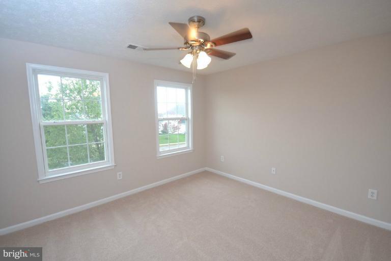 280 Equestrian Road Warrenton, VA 20186 - Photo 15 of 16 Bedroom