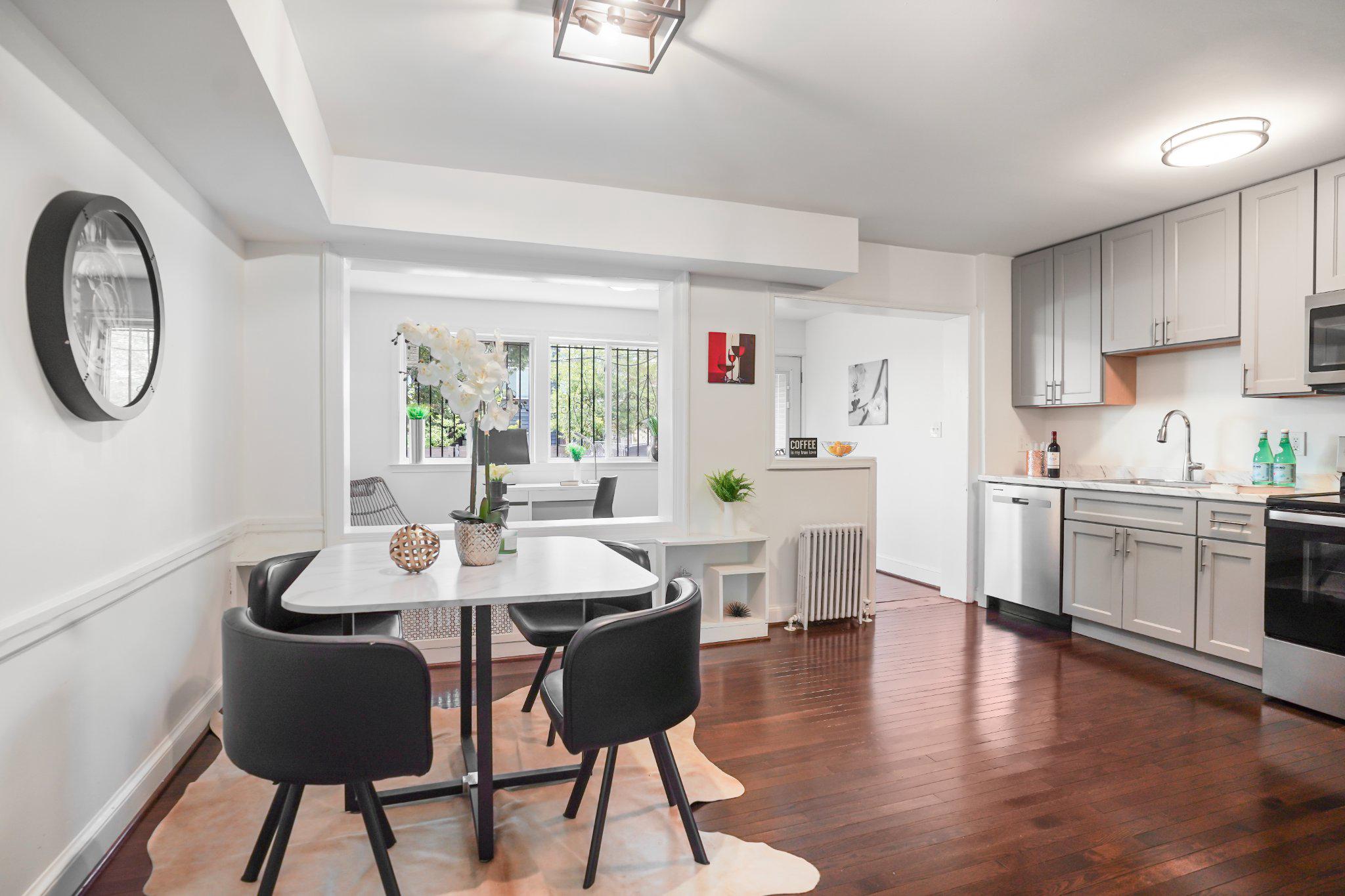 824 20th Street Northeast Washington, DC 20002 - Photo 3 of 17 Eat-in Kitchen