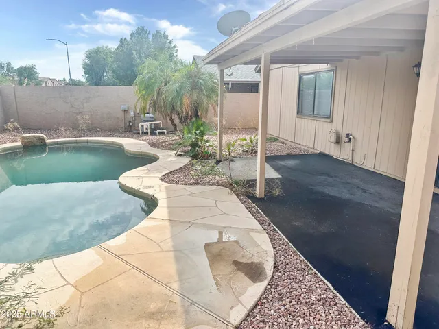 $345,000 | 22221 North 31st Drive, Phoenix, AZ 85027