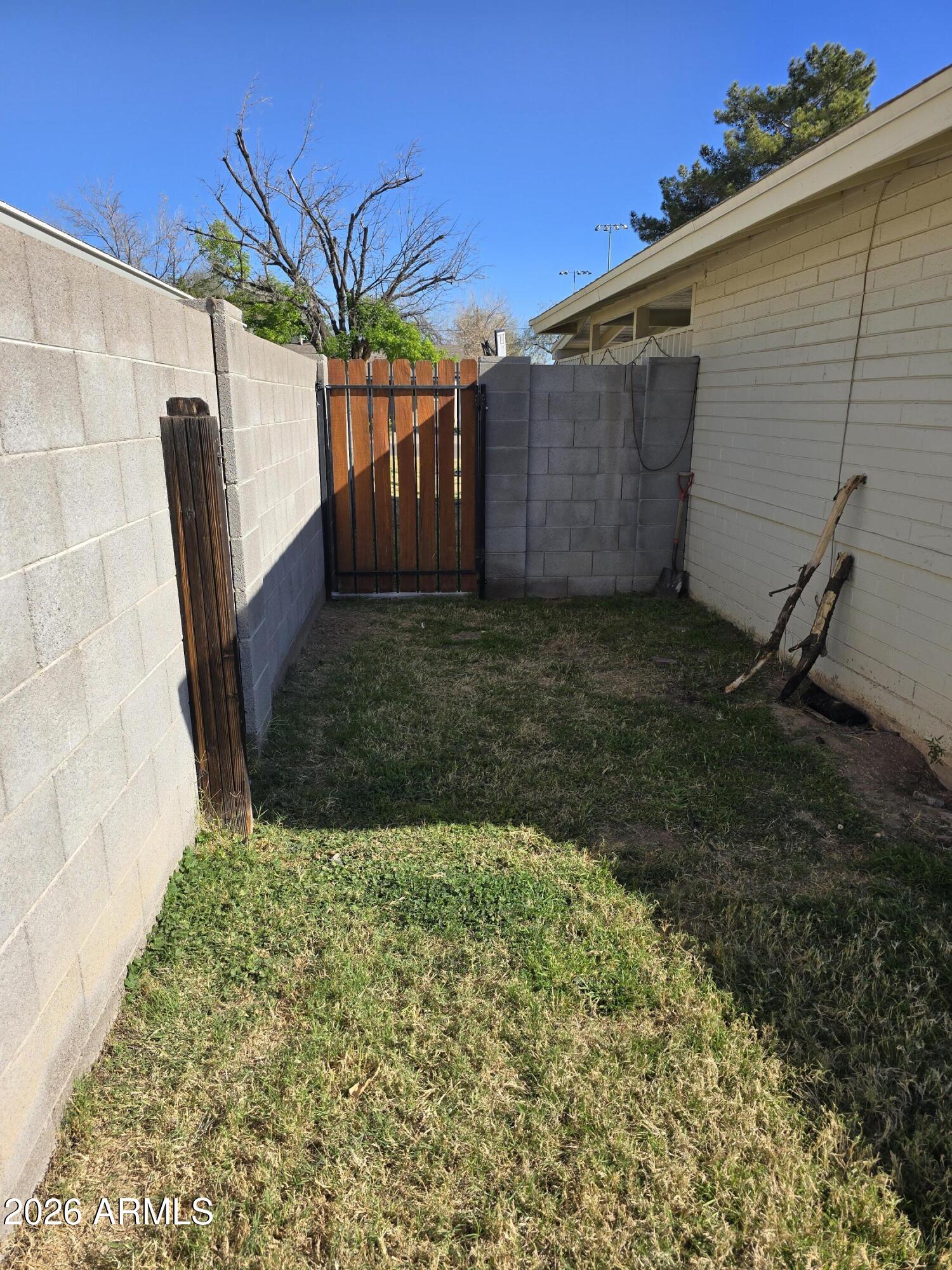 135 West Alice Avenue Phoenix, AZ 85021 - Photo 17 of 17 20260207_110447