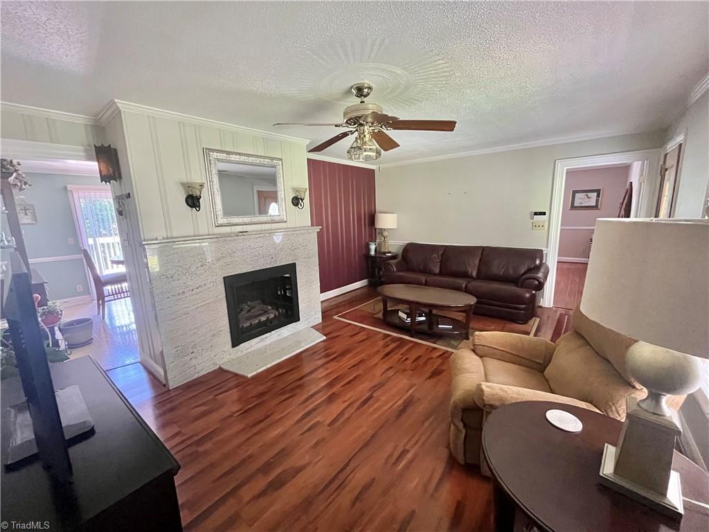 290 Miller Road Mount Airy, NC 27030 - Photo 8 of 41 Gallery Image 8