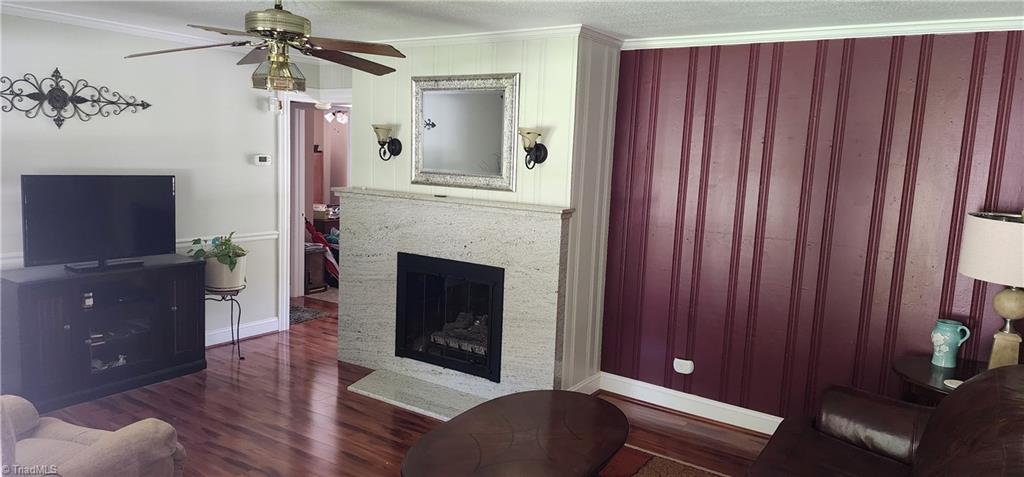 290 Miller Road Mount Airy, NC 27030 - Photo 10 of 41 Gallery Image 10