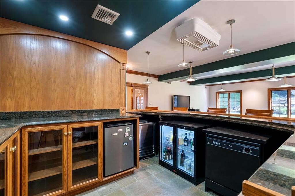 179 Goldsmith Road Pittsburgh, PA 15237 - Photo 25 of 50 a kitchen with a sink and cabinets