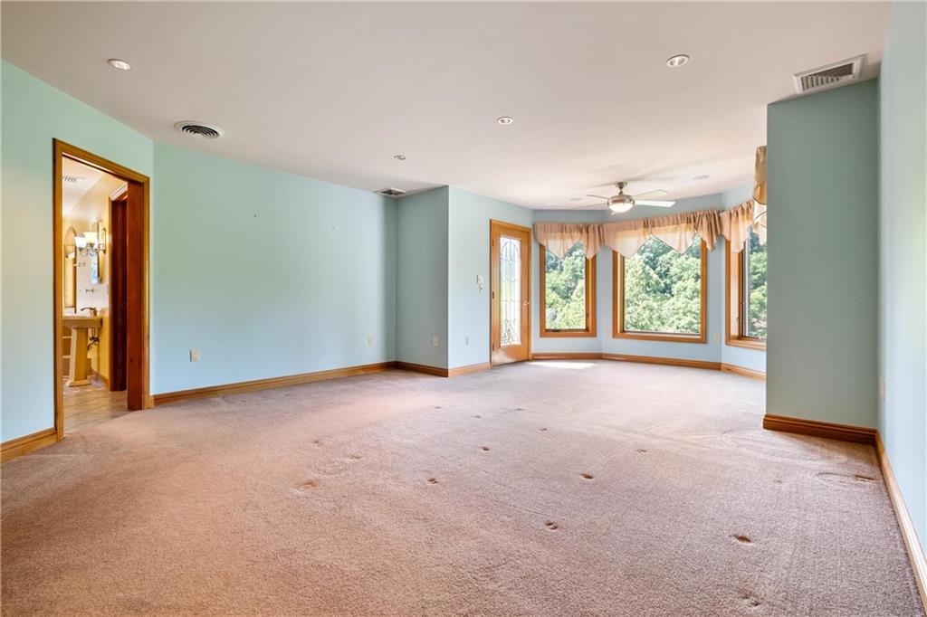 179 Goldsmith Road Pittsburgh, PA 15237 - Photo 35 of 50 a view of an empty room with a window