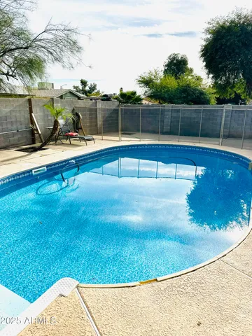 $2,500 | 17615 North 35th Place, Phoenix, AZ 85032