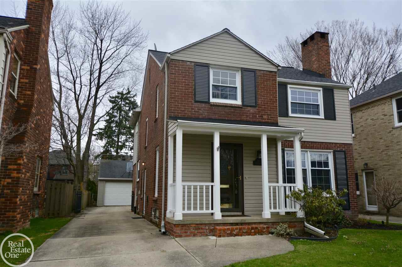 385 Moran Road Grosse Pointe, MI 48236 - Photo 3 of 33 31316318-2.JPG
