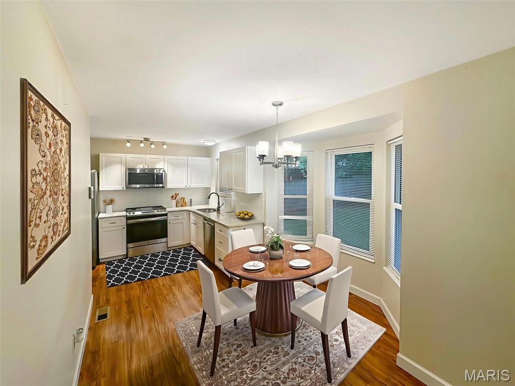 1727 Del Rosa Way St. Louis, MO 63138 - Photo 3 of 13 Gallery Image 3
