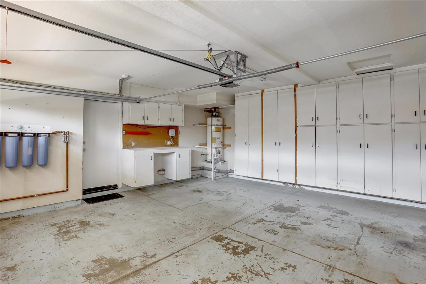 25307 Carson Way Stevenson Ranch, CA 91381 - Photo 32 of 36 a view of a storage & utility room