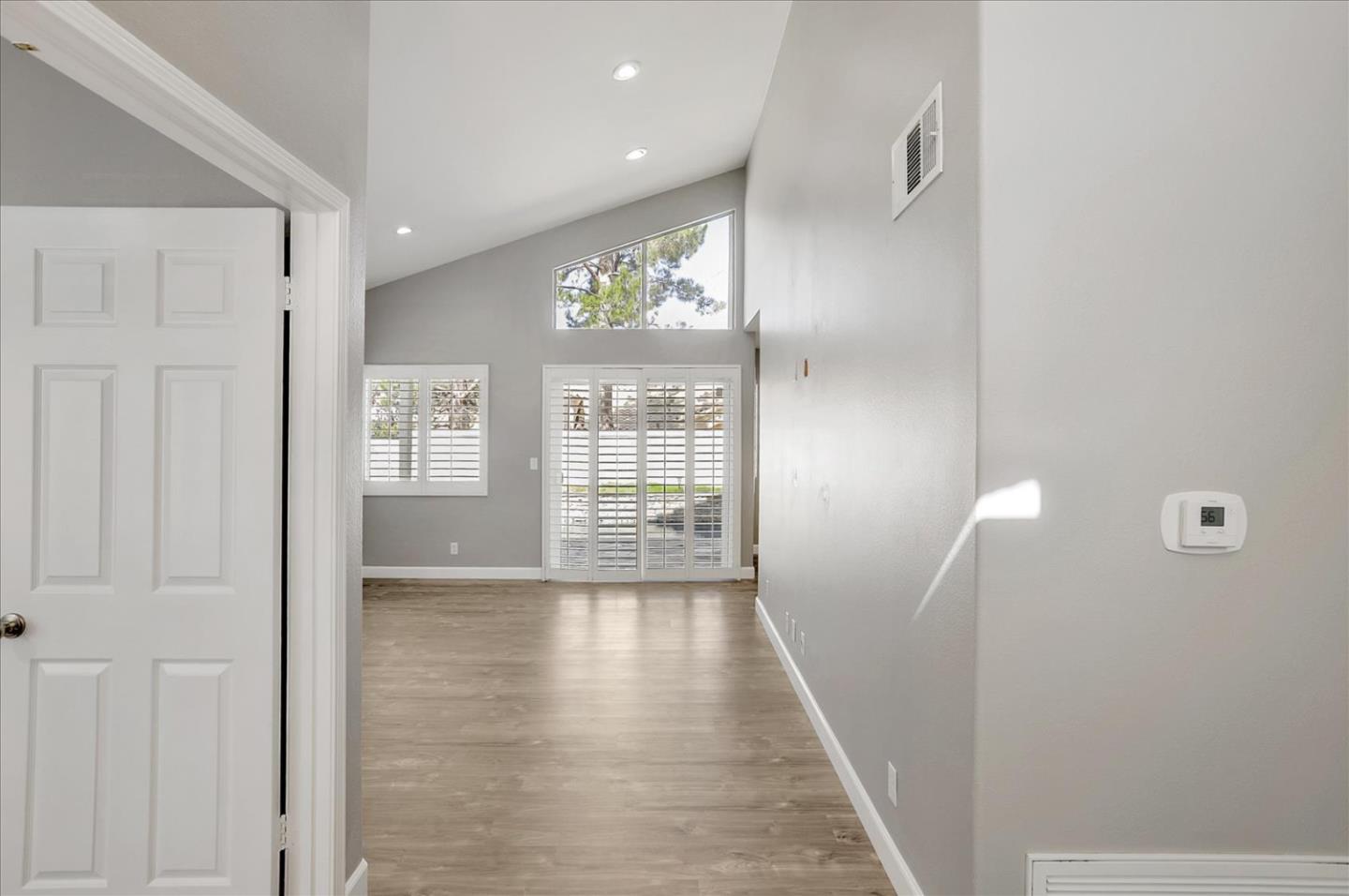 25307 Carson Way Stevenson Ranch, CA 91381 - Photo 7 of 36