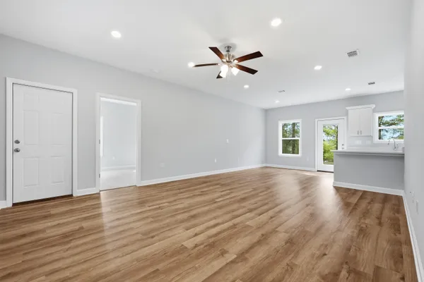 $242,000 | 2588 Kingston Road, Crestview, FL 32536