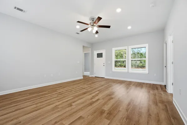 $242,000 | 2588 Kingston Road, Crestview, FL 32536