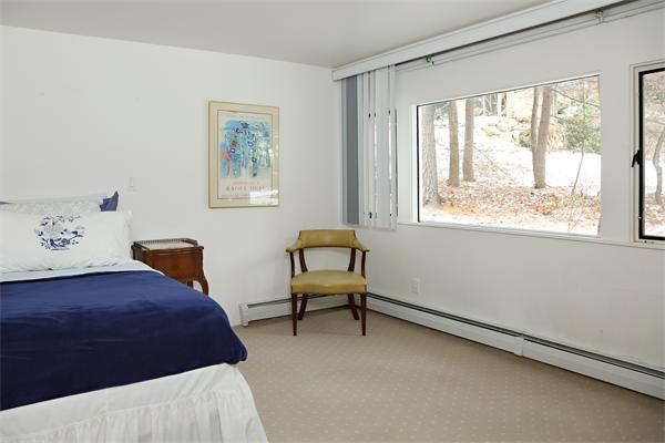 33 Moon Hill Road Lexington, MA 02421 - Photo 13 of 18