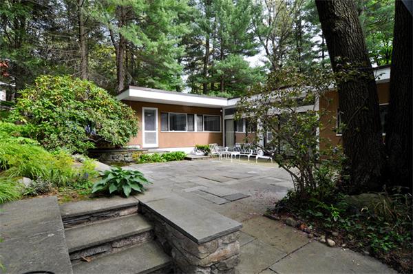 33 Moon Hill Road Lexington, MA 02421 - Photo 17 of 18