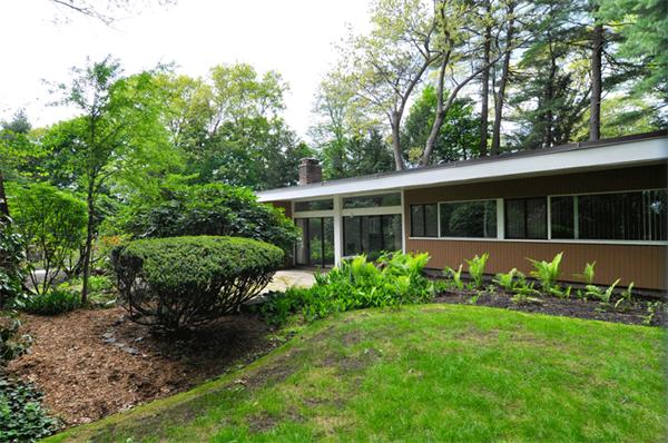 33 Moon Hill Road Lexington, MA 02421 - Photo 4 of 18