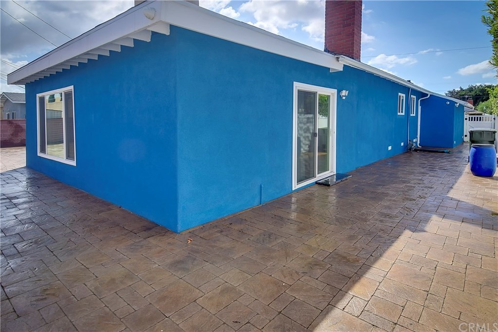 7863 Lyndora Street Downey, CA 90242 - Photo 20 of 27 a view of an empty room