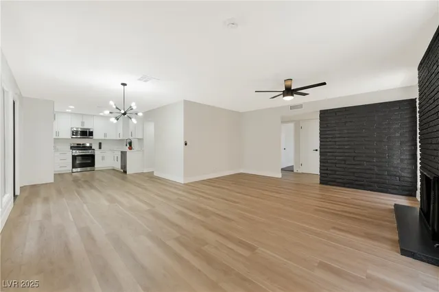 $2,200 | 2680 Heritage Circle, Las Vegas, NV 89121