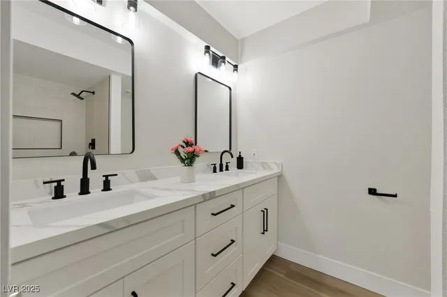 $2,200 | 2680 Heritage Circle, Las Vegas, NV 89121