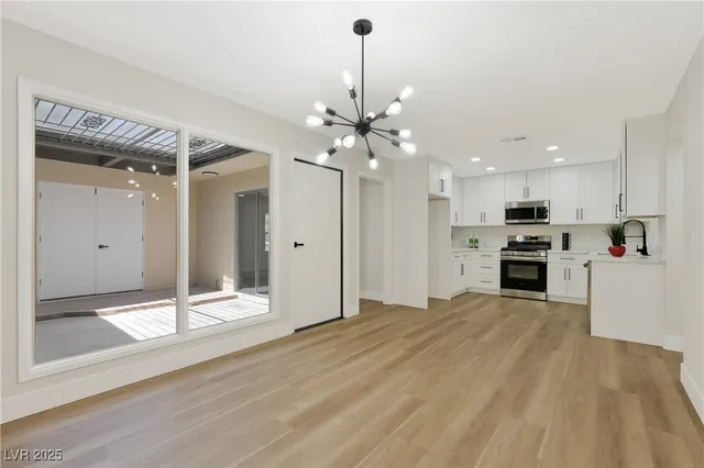 $2,200 | 2680 Heritage Circle, Las Vegas, NV 89121