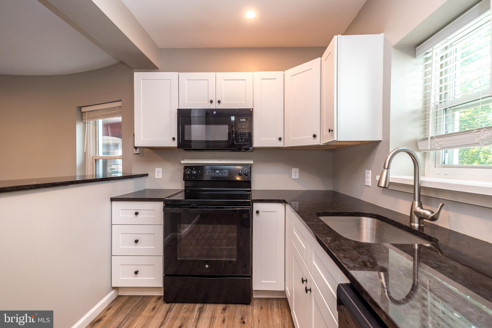 41 4th Street, Unit B Pennsburg, PA 18073 - Photo 5 of 21