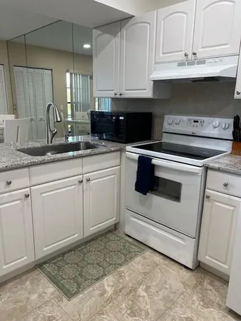 $1,900 | 1605 Highway 1, Unit V4101, Jupiter, FL 33477