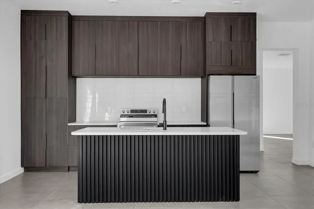 $800,000 | 501 Chastain Road, Seffner, FL 33584