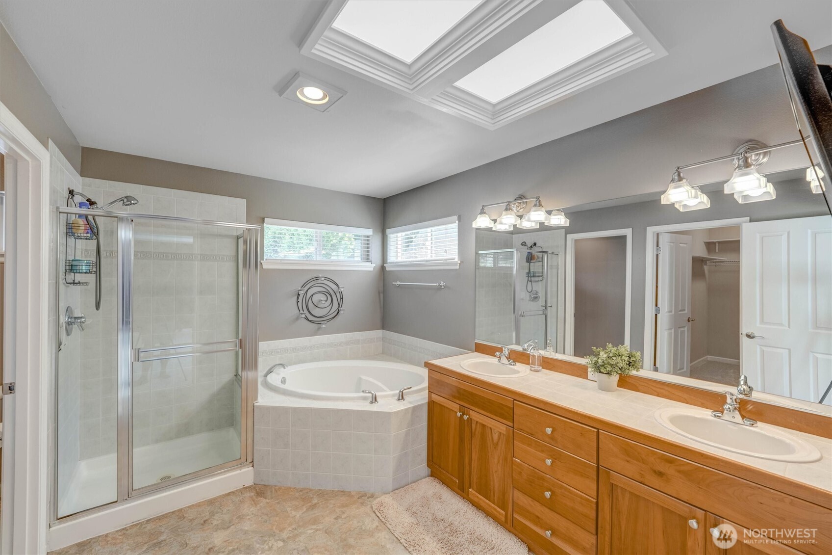 16433 Southeast 166th Terrace Renton, WA 98058 - Photo 17 of 34 Gallery Image 17