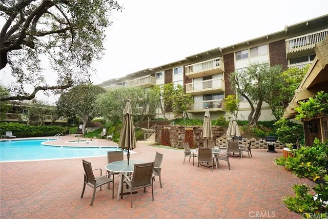 $2,900 | 6542 Ocean Crest Drive, Unit C114, Rancho Palos Verdes, CA 90275