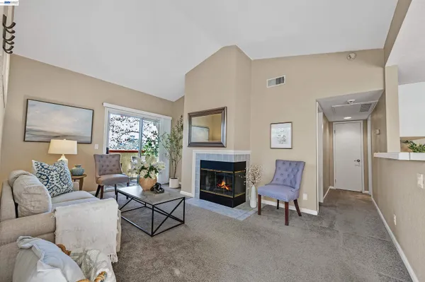 $434,000 | 7016 Stagecoach Road, Unit G, Dublin, CA 94568