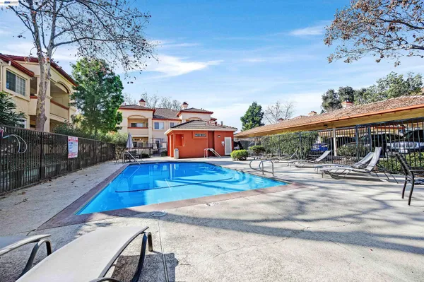 $434,000 | 7016 Stagecoach Road, Unit G, Dublin, CA 94568