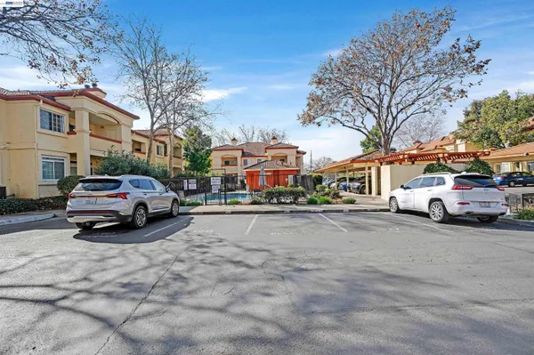 $434,000 | 7016 Stagecoach Road, Unit G, Dublin, CA 94568