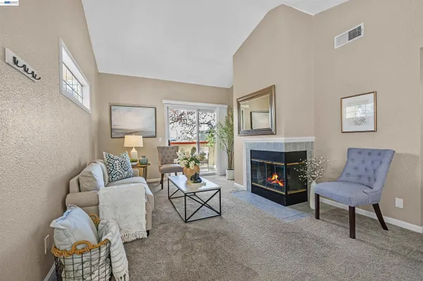 $434,000 | 7016 Stagecoach Road, Unit G, Dublin, CA 94568