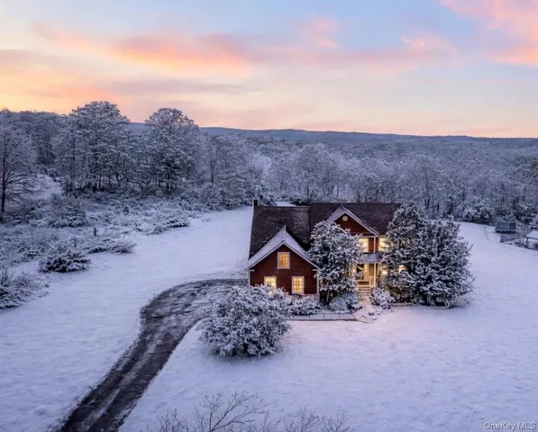 $769,000 | 12 Brewster Court, Washingtonville, NY 10992