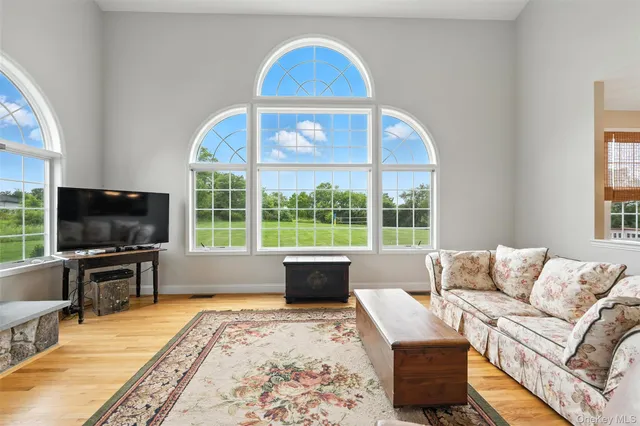 $769,000 | 12 Brewster Court, Washingtonville, NY 10992