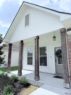 $315,000 | 654 Beaumont Drive, Gonzales, LA 70737