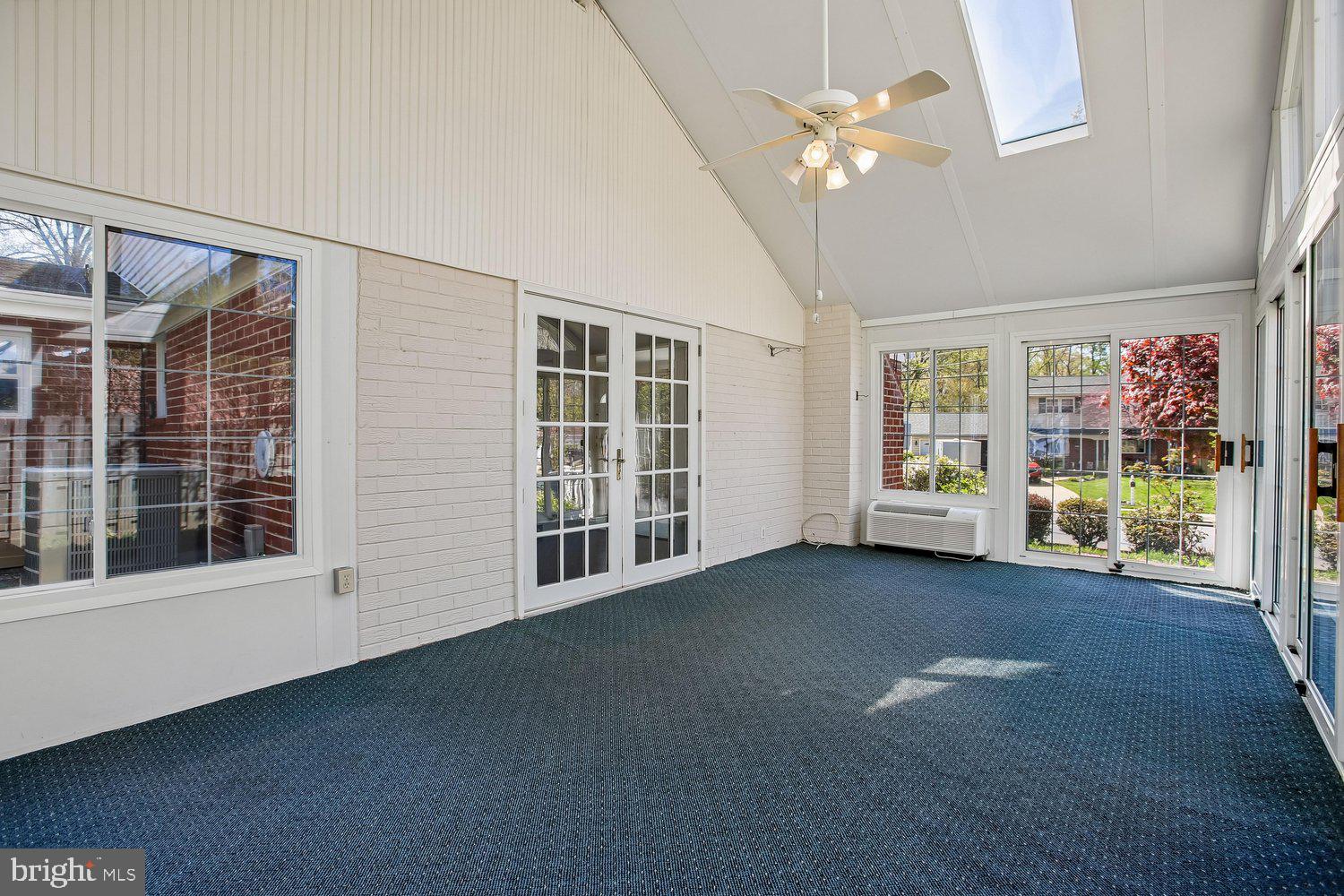 6809 Ontario Street Springfield, VA 22152 - Photo 33 of 70 4-Season Room