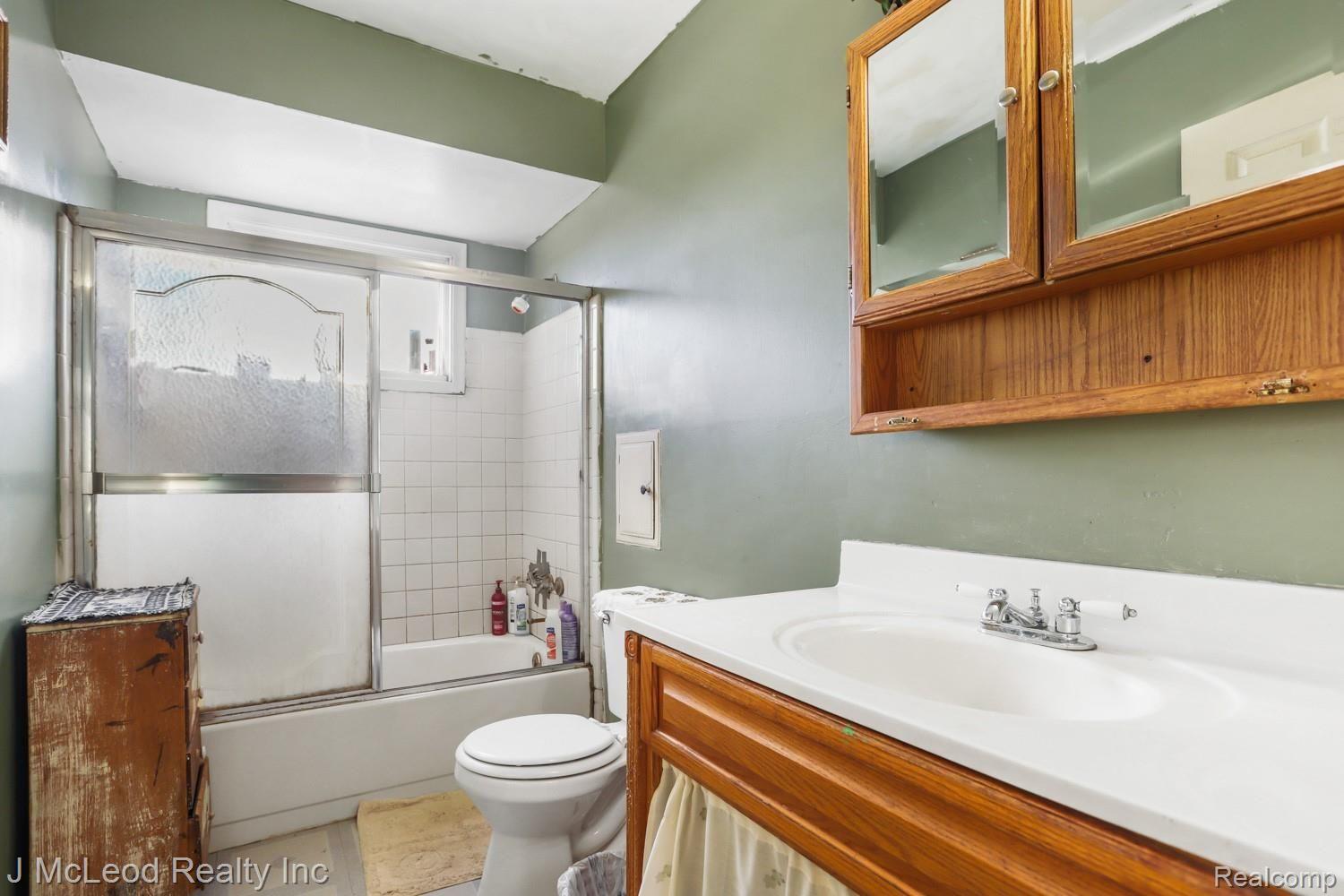 8139 Center Road Fostoria, MI 48435 - Photo 15 of 23 8139 Center Rd Fostoria-15.jpg